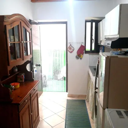 La Casetta Di Vicina Al Mare Apartment